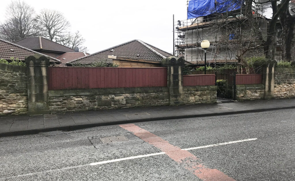 Colour photograph of the Sandyford Road lodge